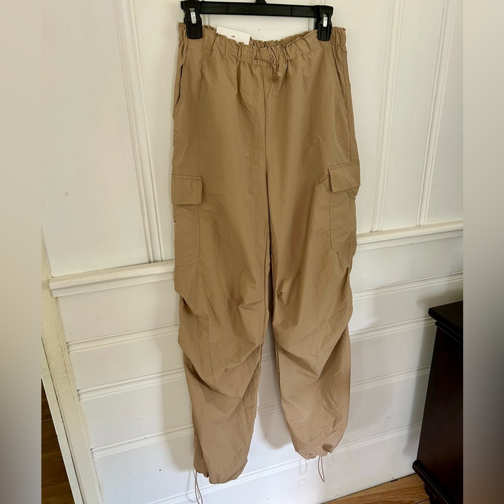 Love Tree Tan Cargo Pants size M